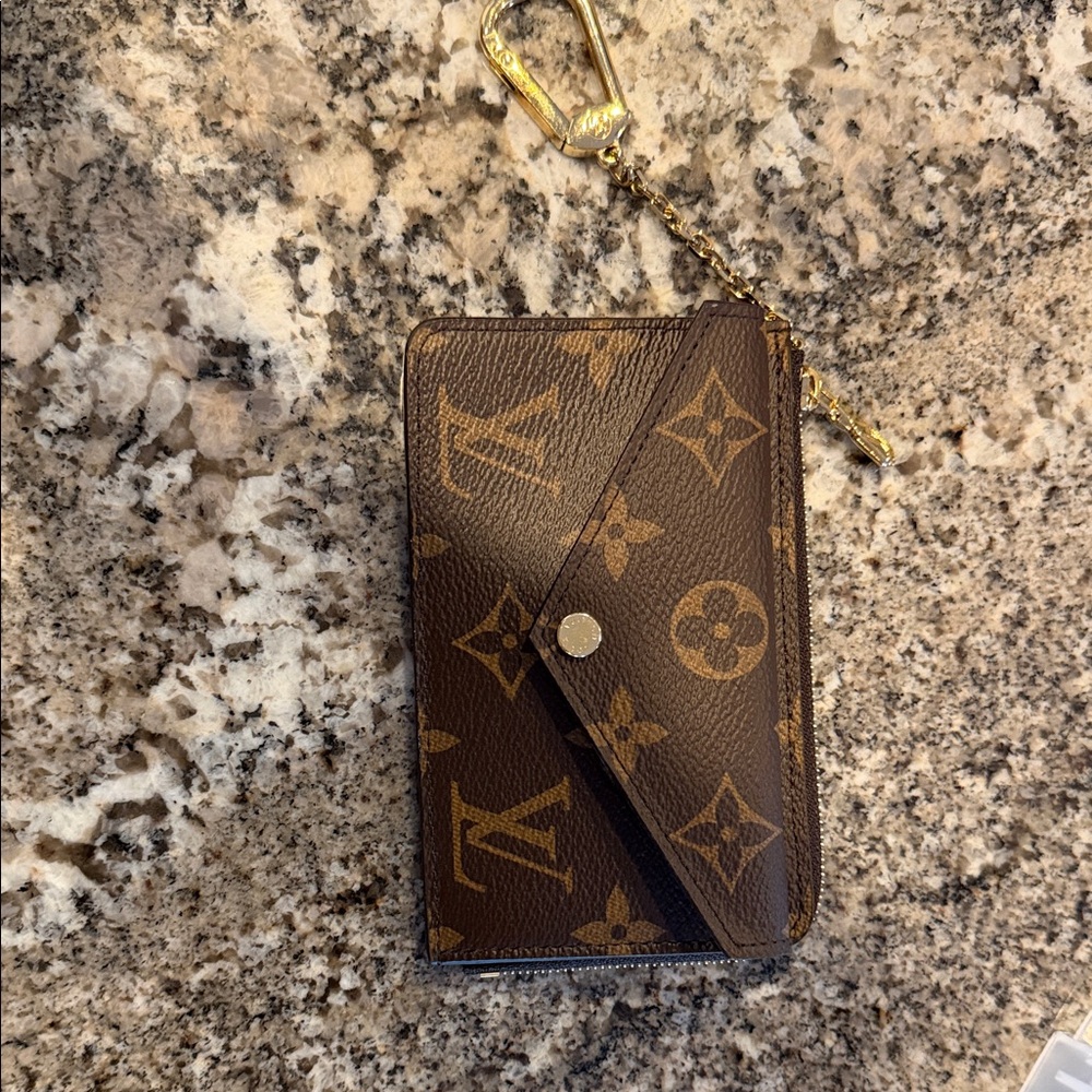 Louis Vuitton Black and Brown Monogram Card Holder with Gold Clip - Picture 2 of 2